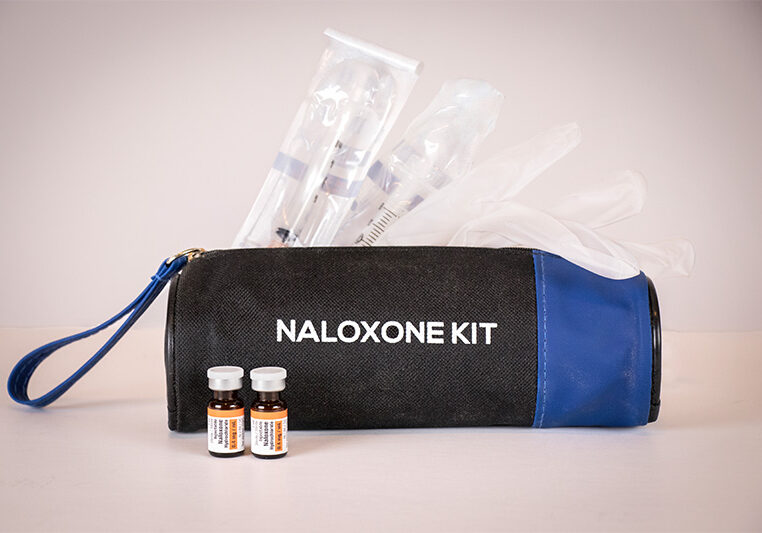 naloxone kit