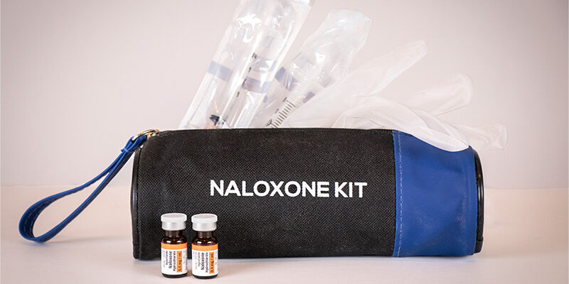 naloxone kit